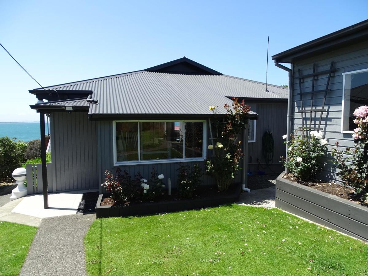 Relax In Riverton Villa Exterior photo